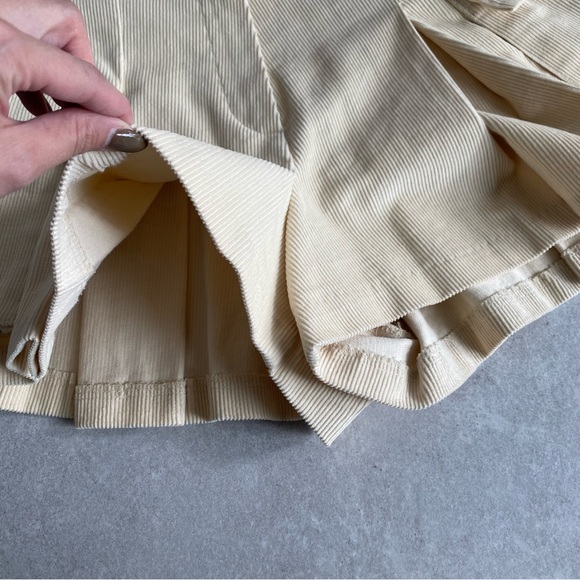 SOURCE UNKNOWN CORDUROY SKORT - Picture 6 of 7